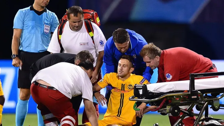 Dinamov liječnik spasio igrača Young Boysa: 'Ostao je bez svijesti, nije znao gdje je'