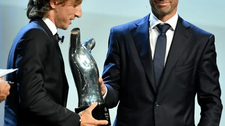 Veliko priznanje za hrvatskog nogometa&scaron;a: Luka Modrić najbolji igrač Europe!
