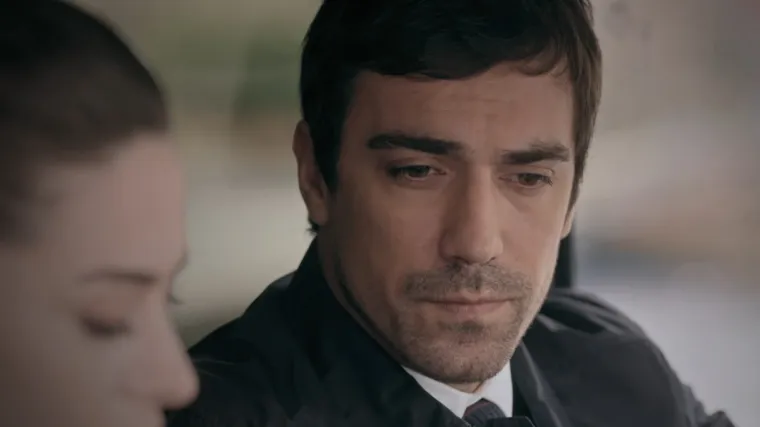 Nakon &scaron;to se odlučila rastati od Umuta Naz daje i otkaz u bolnici (Kazna)