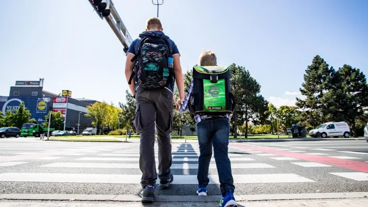 Vozači - oprez: Od ponedjeljka pola milijuna djece kreće u &scaron;kolu