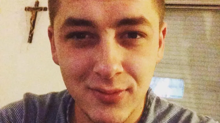 Bespomoćnog mladića udarao nogom dok je ležao na tlu