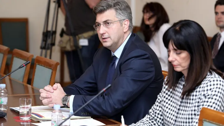 Premijer i ministrica pompozno najavili novi program, je li ovime propao?