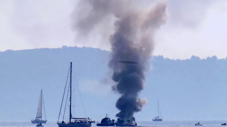 Planula unajmljena jedrilica, iz mora spa&scaron;en bračni par iz Britanije