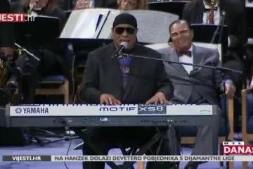 Pokopana je Aretha Franklin: Više od osam sati trajao je televizijski prijenos ispraćaja kraljice soula
