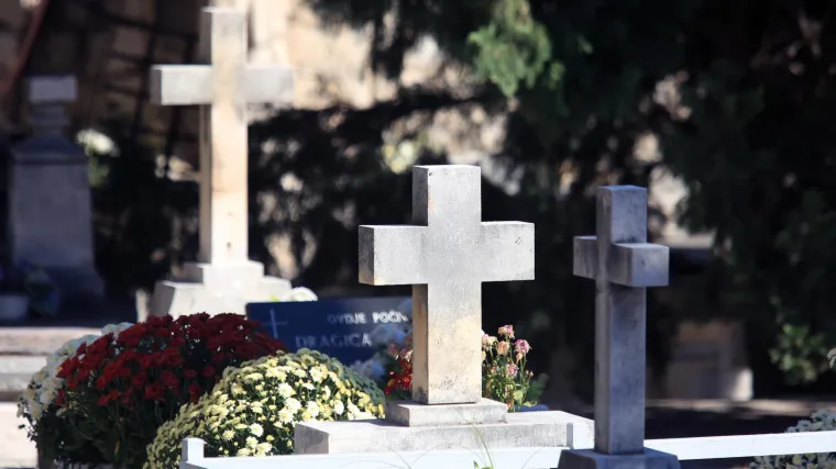 Pro&scaron;le se godine ubilo 625 ljudi, za 200 posto porastao broj djece do 14 godina. &Scaron;to se događa?