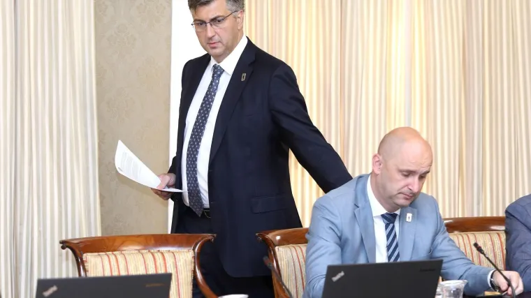 Plenković na sjednici Vlade: 'Tražit ćemo rje&scaron;enja za održivost hrvatske brodogradnje'