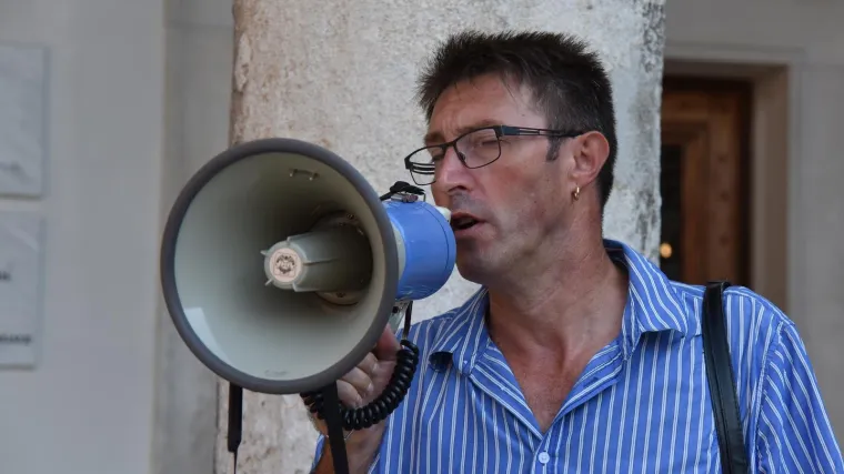 Naletio je na njega na pje&scaron;ačkom prijelazu, odmah je prevezen u bolnicu