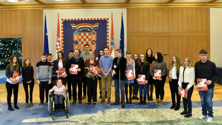 Natječaj za pomoć studentima s invaliditetom raspisuju Veladrion i ORYX Grupa