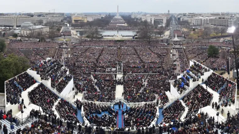 'Morao sam dodati ljude na fotografijama s inauguracije'