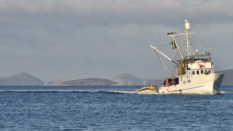 Crnogorska policija ušla na brod i kontrolirala ribara koji je pecao u hrvatskim vodama