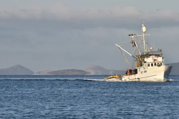 Crnogorska policija ušla na brod i kontrolirala ribara koji je pecao u hrvatskim vodama