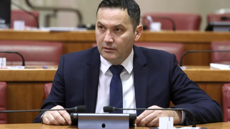 Kustić novi predsjednik ličko-senjskog HDZ-a: Povjerenje mu dalo 32,8 posto upisanih članova