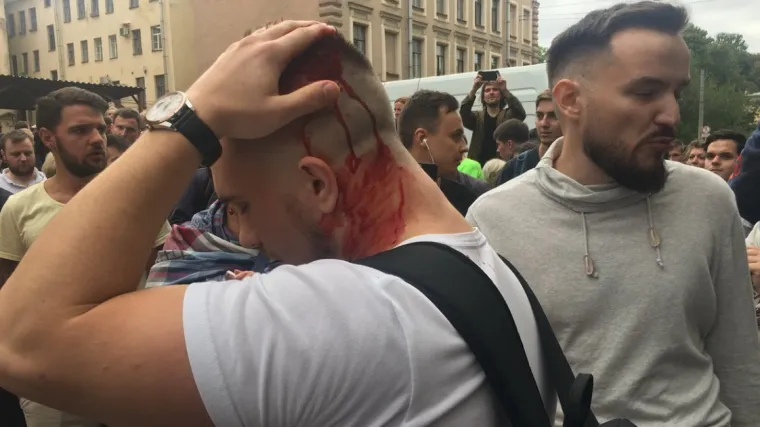 VIDEO FOTO Prosvjedovali protiv mirovinske reforme pa dobili batina od policije