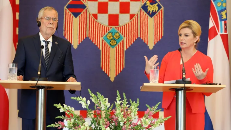 Grabar-Kitarović: 'Nedopustivo je da počinitelji ratnih zločina slobodno &scaron;eću'