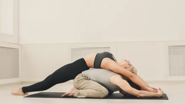 Evo kako joga može pobolj&scaron;ati va&scaron; seksualni život