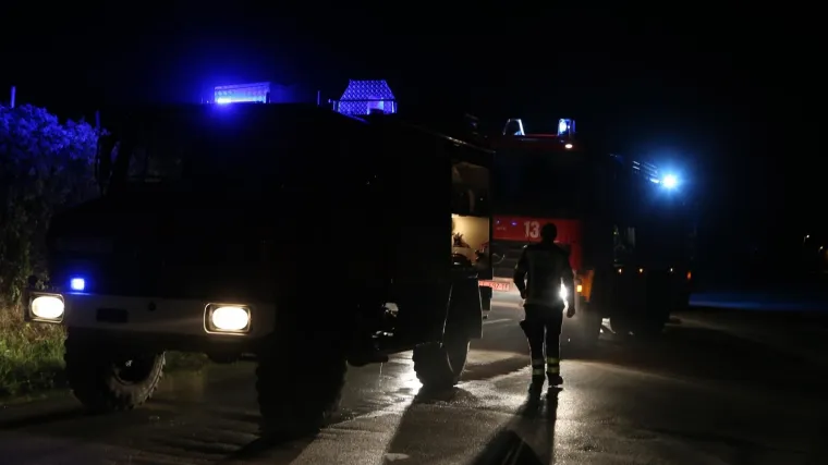 FOTO Nisko raslinje gorjelo na splitskom TTTS-u: Vatrogasci brzom intervencijom lokalizirali požar