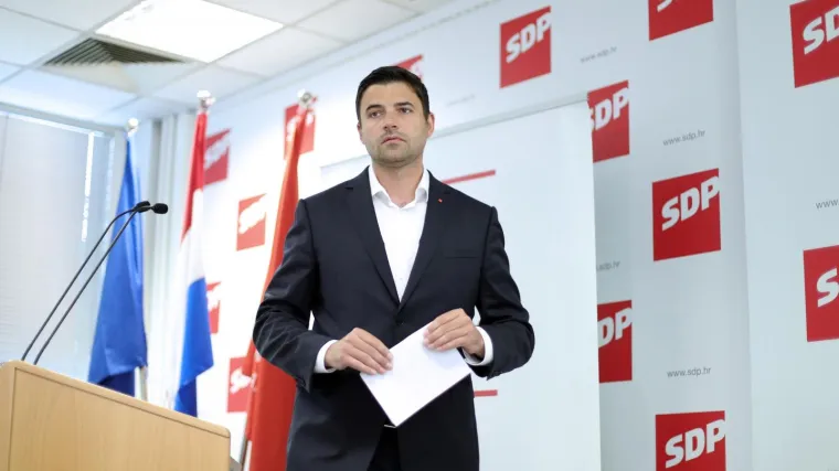 'Ako sam tako lo&scaron; neka me smijene, umjesto da cmizdre i moljakaju me da sam odem'