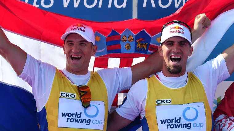 Braća Sinković uvjerljivim nastupom pro&scaron;la u polufinale veslačkog SP-a u Poljskoj