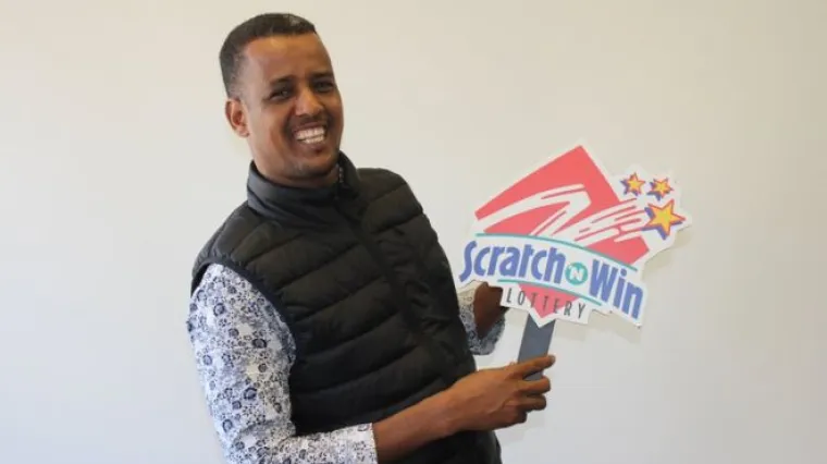 Koje su &scaron;anse? Afrički migrant postao milijuna&scaron; jer je dvaput u pet mjeseci dobio na lotu!