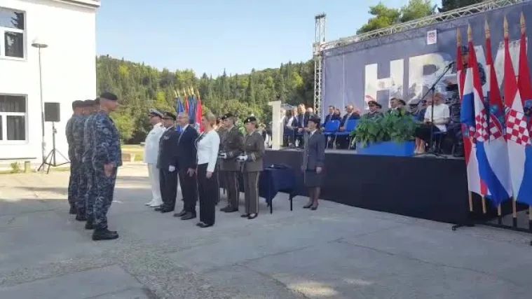 Predsjednica: 'Povratkom vojske u Ploče ispravljena je ranija pogre&scaron;na odluka'