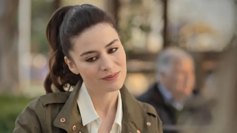 Naz se bori s osjećajima koji joj se javljaju prema Ali Nedžatu (Kazna)