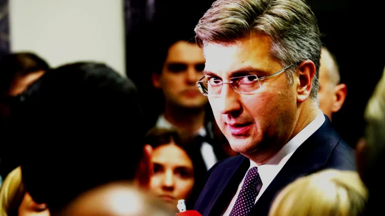 Plenković će pobunu Penave i pje&scaron;adije lako rije&scaron;iti, prijetnja mu je samo jedan bombastičan scenarij
