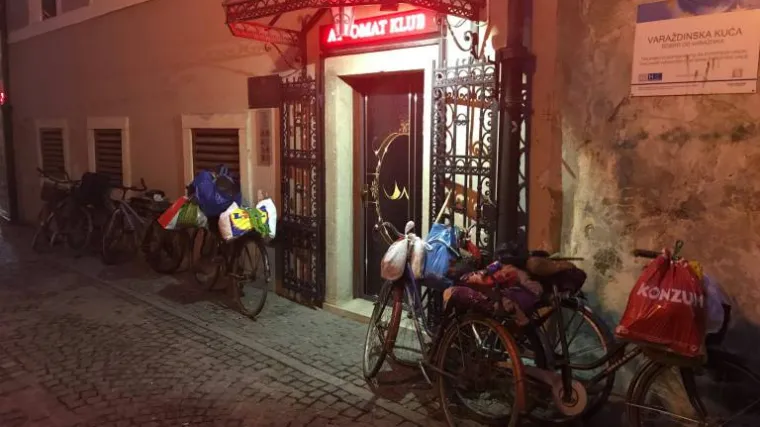 Država isplaćuje milijune bez ikakve kontrole; 'Novac za drva dobio je čovjek koji se grije na plin'