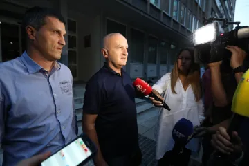 SDP-OVCI SATIMA SASTANČILI, ALI TVRDE: 'Nije bilo riječi o ostavci Bernardića, ja vam nikad ne bi lagao'