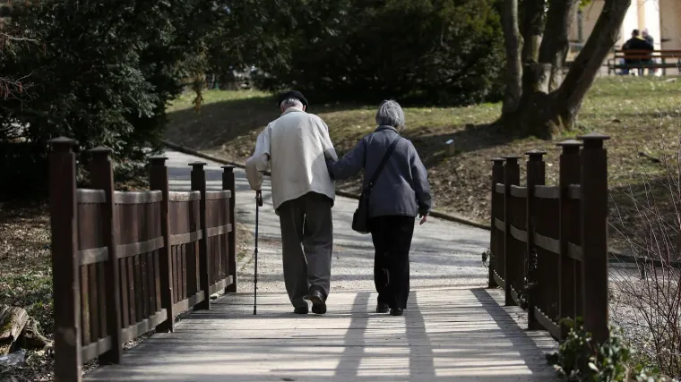 'Ministar Pavić je grobar mirovinskog sustava, ovo &scaron;to sad radi ide na &scaron;tetu svih'