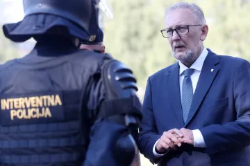 Školu posjetila i ministrica Divjak; 'Na nastavi je 90 posto učenika'