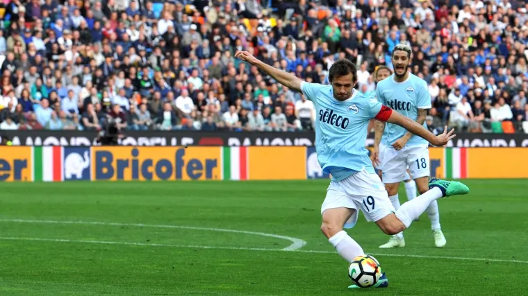 Kakav proma&scaron;aj Lulića: Od cijelog praznog gola pogodio - protivničkog braniča