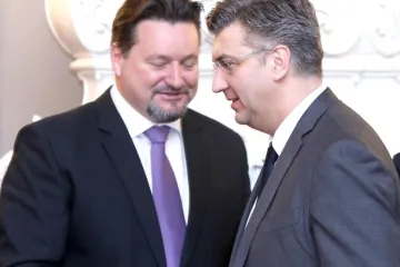 Vlada ukida visoku poziciju u državnoj upravi?