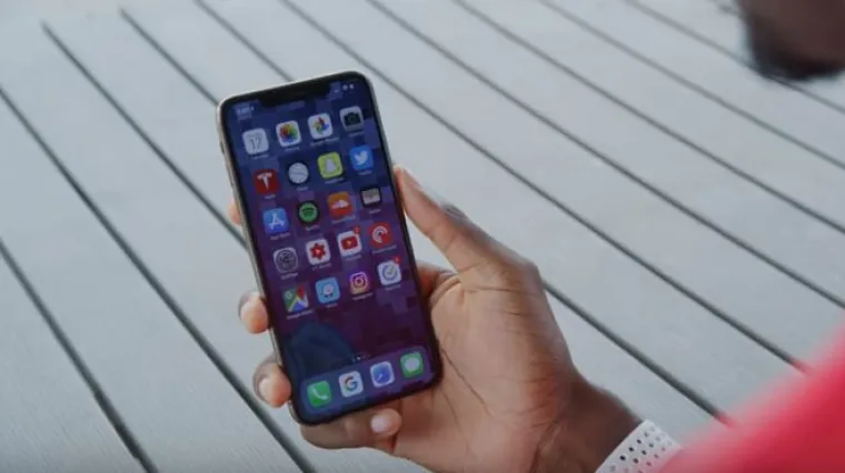 Jedna trgovina već rasprodala najskuplji model; cijena - boli glava