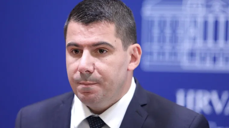 'Grmoja manipulira i laže' 