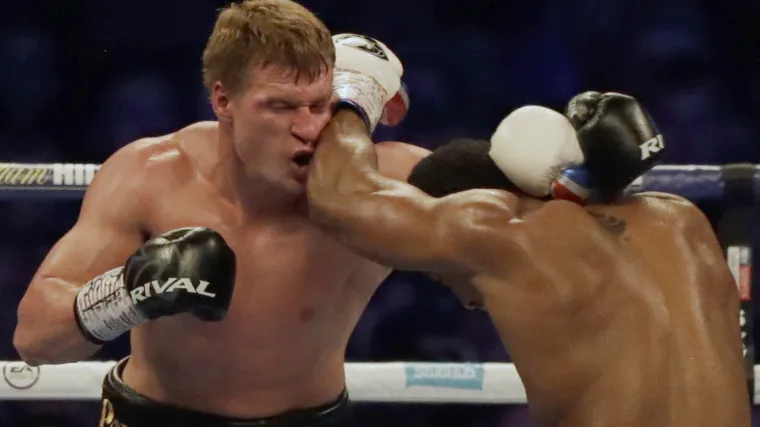 &Scaron;av iznad oka i brojne masnice: Evo kako Povetkin izgleda nakon borbe s Anthonyjem Joshuom