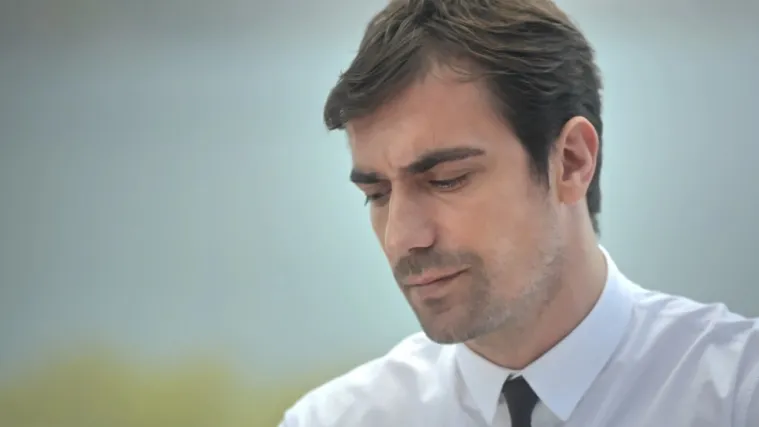 Hoće li Naz moći odbiti novu Ali Nedžatovu ponudu? (Kazna)