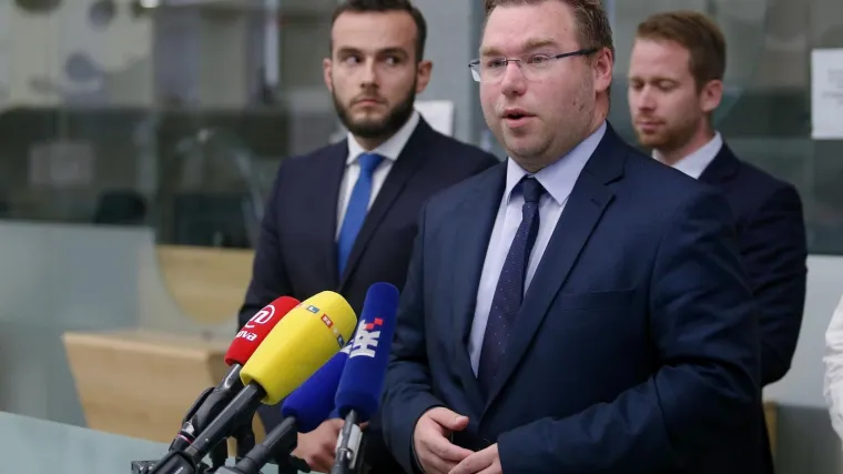 'Isplata mirovina je neupitna, mirovine mogu samo rasti'