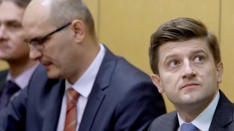 'Reforma je k'o župnikova cura, svi tvrde da postoji, ali je nitko nije vidio'