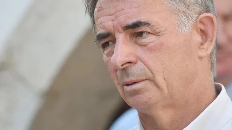 Gađali ga ostacima hrane na tržnici Dolac