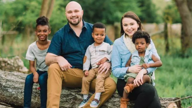 Probajte suzdržati emocije: djevojčica saznala da će je posvojiti pa reakcijom rasplakala Internet