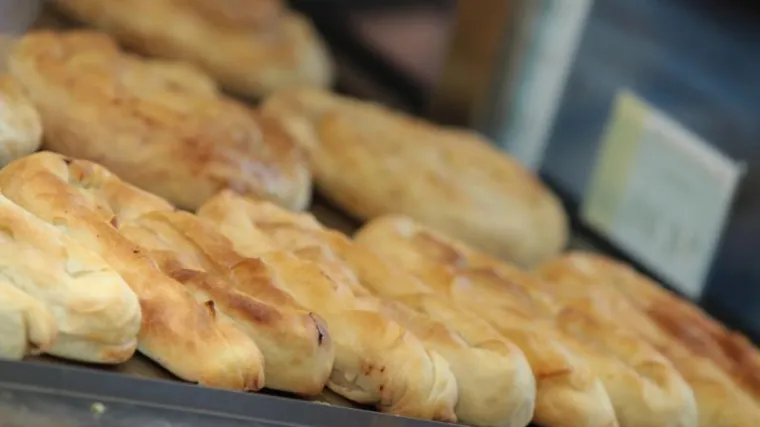 Studenti, burek od danas možete kupiti za manje od tri kune!