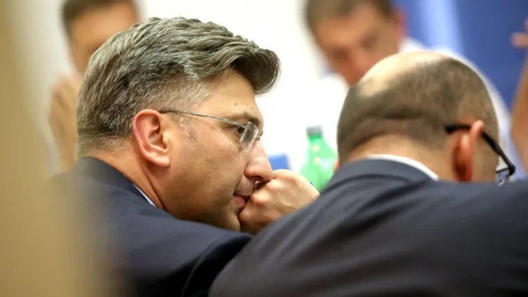 Vrhunac afere 'Kum': U tijeku sučeljavanje Plenkovića i Brkića u sredi&scaron;njici HDZ-a