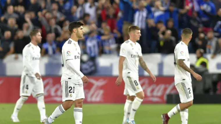 Modrićev Madrid poražen od Alavesa, Real tone sve dublje