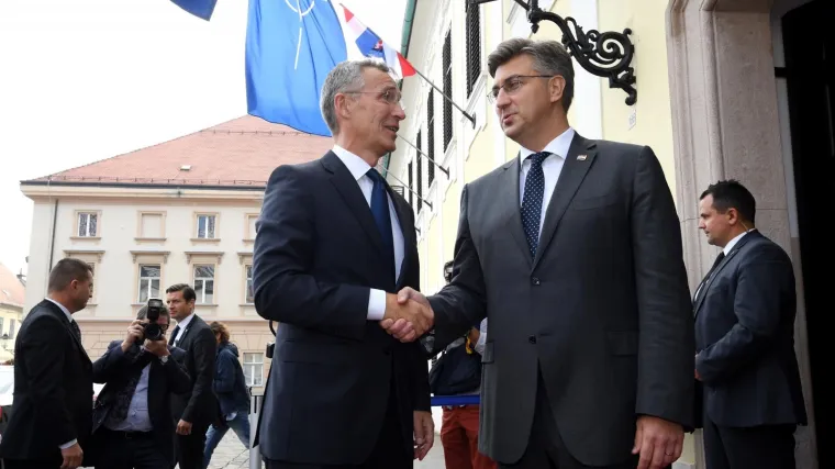 Plenković se sastao sa Stoltenbergom, poslao poruku Kom&scaron;iću: 'Ne kr&scaron;imo zakone izgradnjom Pelje&scaron;kog mosta'