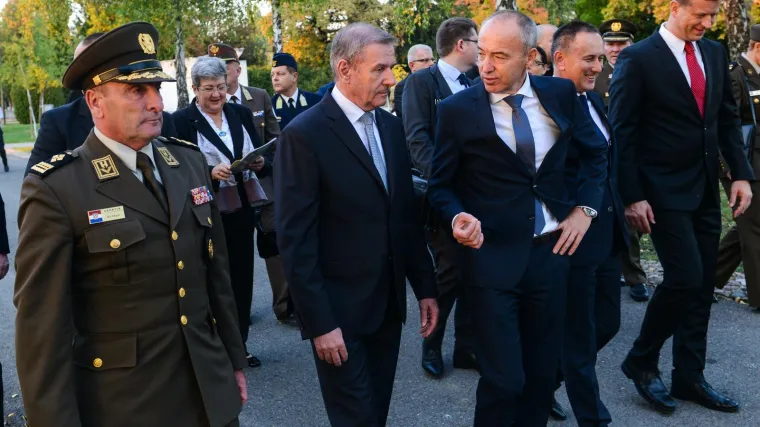 S Krstičevićem će posjetiti mađarske polaznike u Zemuniku