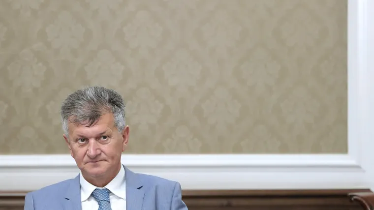Sabor odlučuje - hoće li letjeti iz fotelje ministra zdravstva?