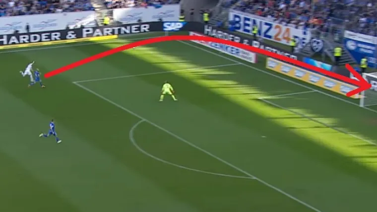 Za njegov majstorski potez priznanje mu je odala Bundesliga