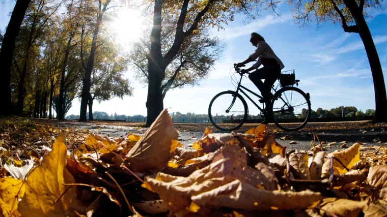 Jesenska toplina nastavlja se i ovog vikenda, ali sa sobom donosi i maglovita jutra