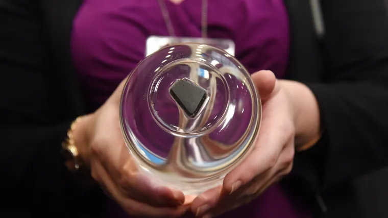 Mjesečev kamen: imate priliku kupiti komad Mjeseca, koji je pao na Zemlju prije nekoliko tisuća godina