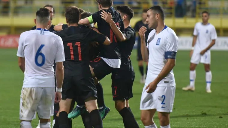 Vla&scaron;ić i dru&scaron;tvo sru&scaron;ili Grčku, pobjeda nad nogometnim liliputancem dijeli ih do ostvarenja sna